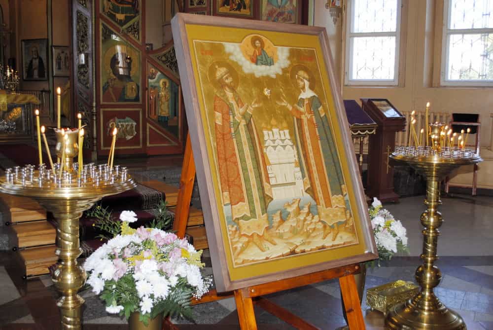 В город Слободской прибудет икона святых благоверных князей Петра и Февронии с частицей их мощей