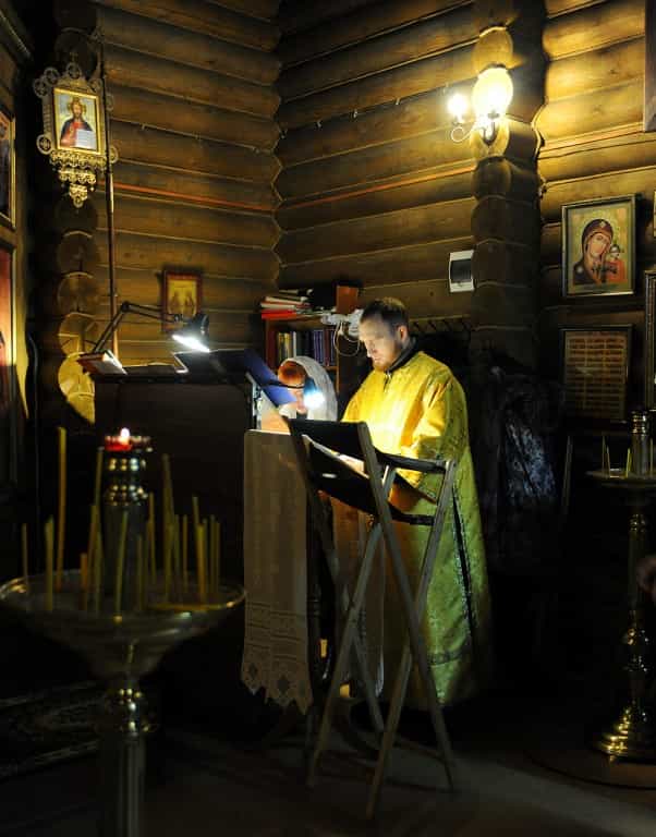 Божественная Литургия в Престольный праздник храма святого блаженного Прокопия Вятского