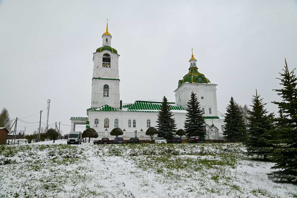 В селе Быстрица совершились богослужения Светлой пятницы