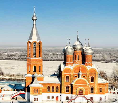 Праздничные богослужения на приходах Вятской Епархии в честь Входа Господня в Иерусалим