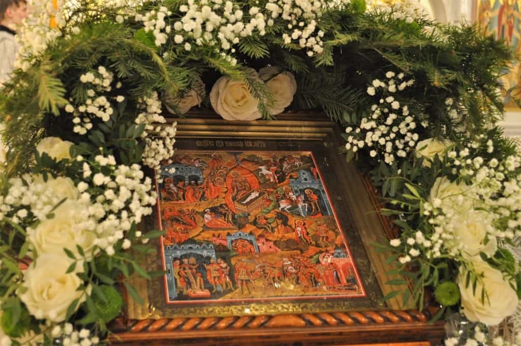 Митрополит возглавил всенощное бдение в храме иконы Божией Матери «Всех скорбящих Радость» города Кирова