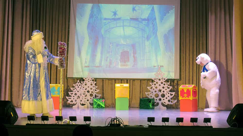 В поселке Вахруши состоялся праздник «Дари добро на Рождество»