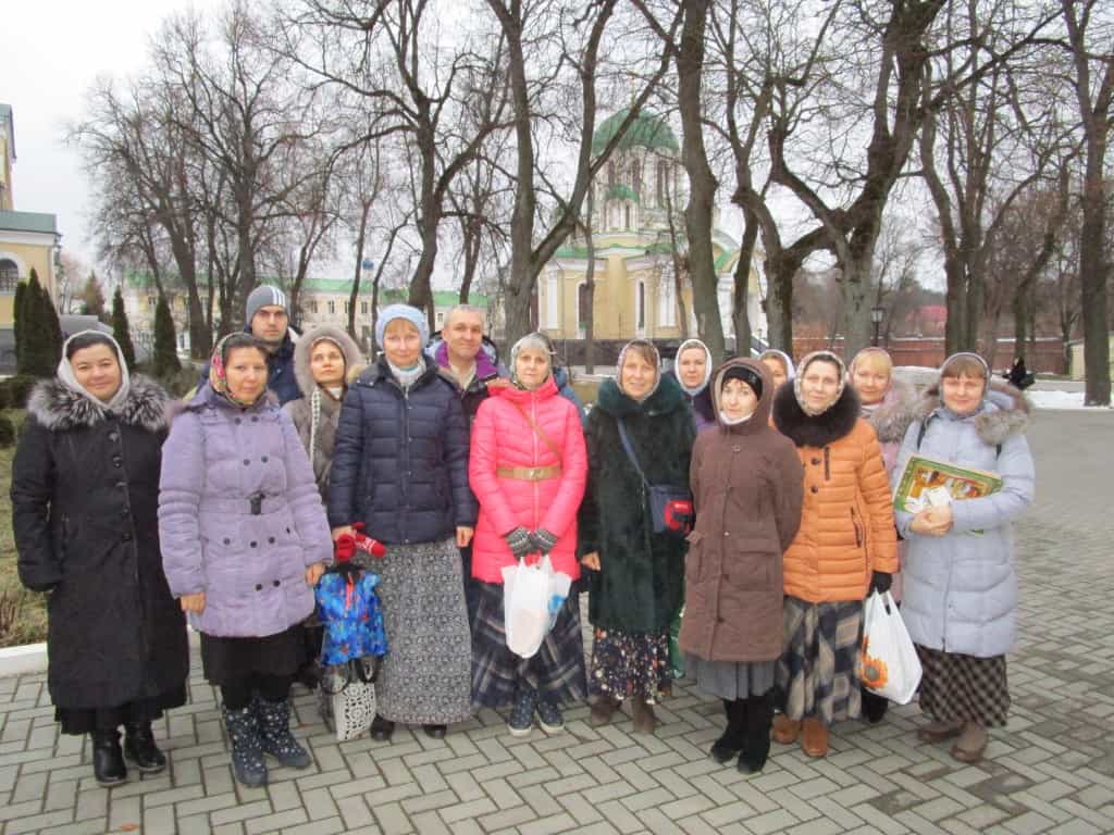Паломники из города Кирова Новый год встретили в поездке по святым обителям России