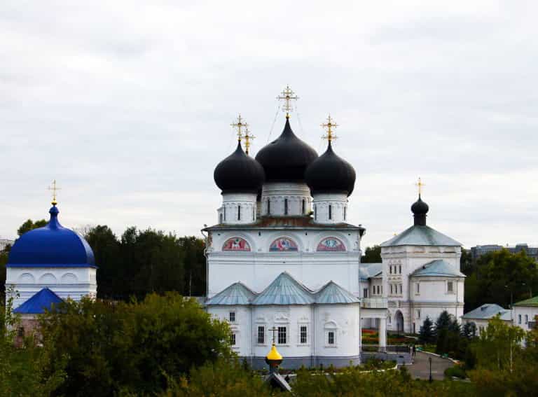 Свято-Успенский кафедральный собор Трифонова монастыря просит о помощи в оплате за электроэнергию и отопление зданий Трифонова монастыря
