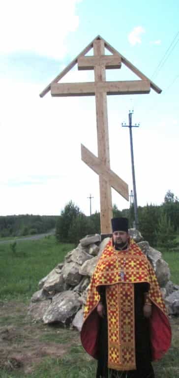 Освящен поклонный крест в Кукарском благочинии