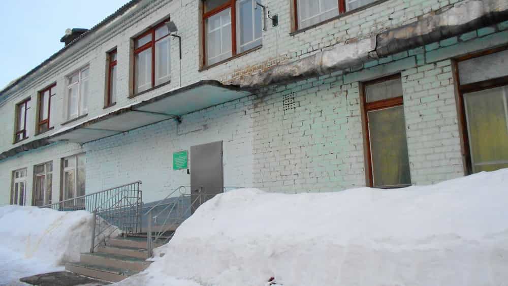 Сотрудники отдела социального служения привезли одежду в КОГКУСО «Кировский комплексный социальный центр по оказанию помощи лицам без определенного места жительства и занятий»