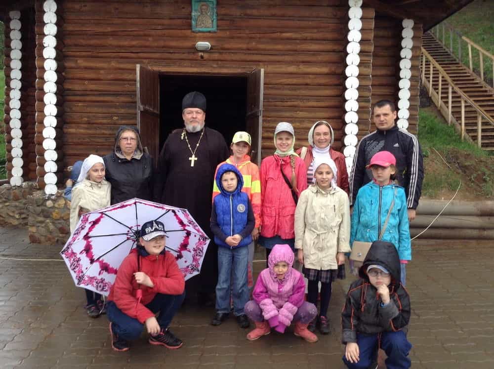 Воспитанники Воскресной школы храма Иоанна Предтечи посетили село Великорецкое
