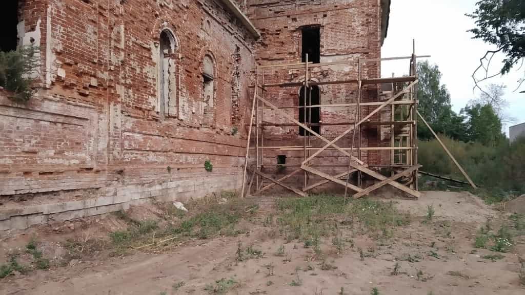 Возобновление духовной жизни в селе Мокино