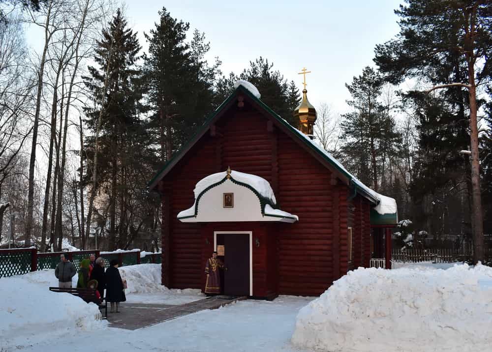 Всенощное бдение в храме иконы Божией Матери «Скоропослушница» города Кирова