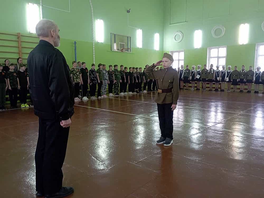 В Вятской православной гимназии прошел смотр строя и песни