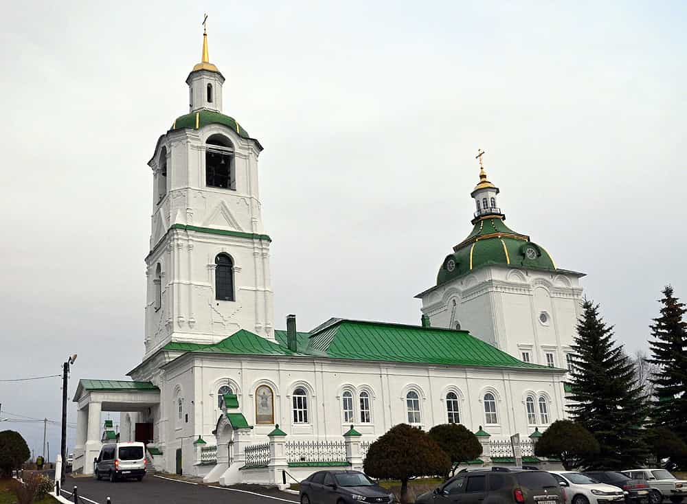 Торжественное богослужение в Троицкой церкви села Быстрица