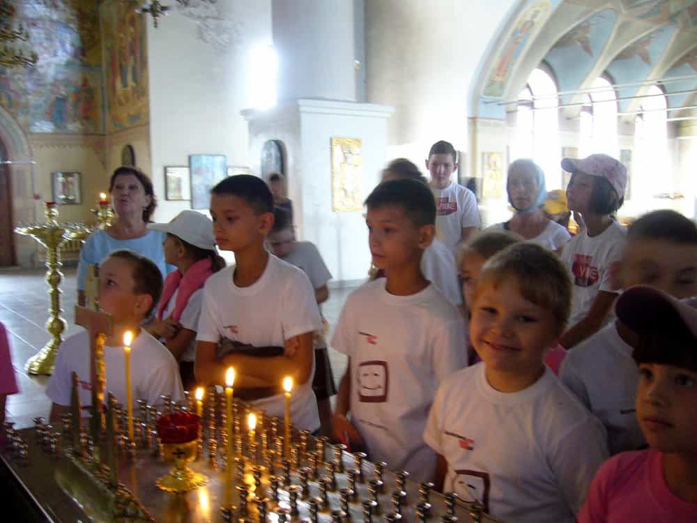На приходе Всехсвятского храма города Кирово-Чепецка прошли мероприятия, посвященные празднованию 1030-летия Крещения Руси