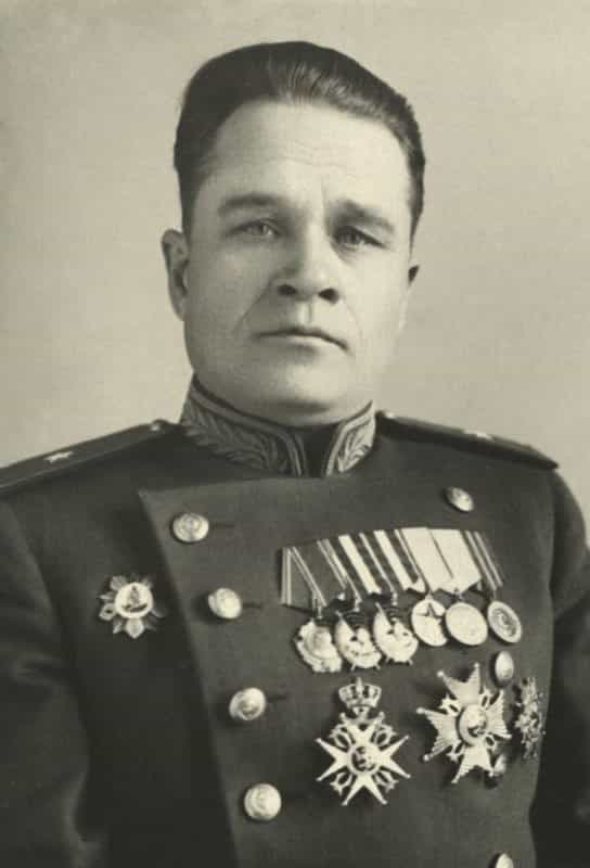 Генерал Ратов