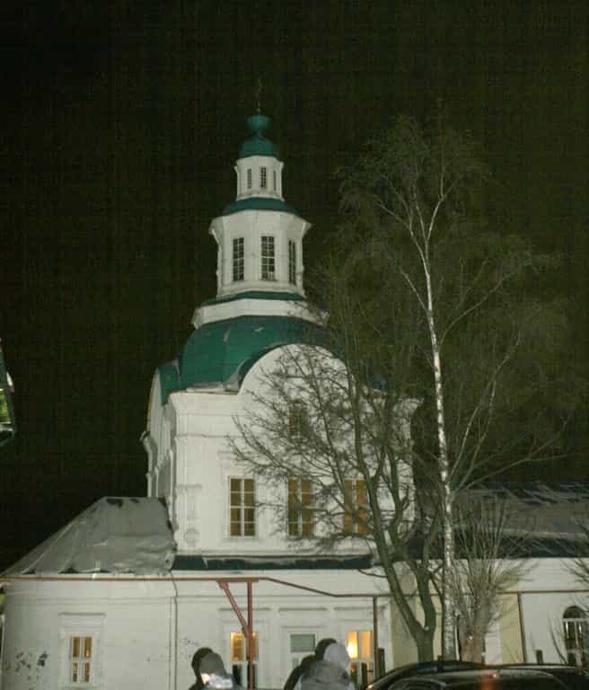 Всенощное бдение в Царево-Константиновской Знаменской церкви. Архиерейское служение