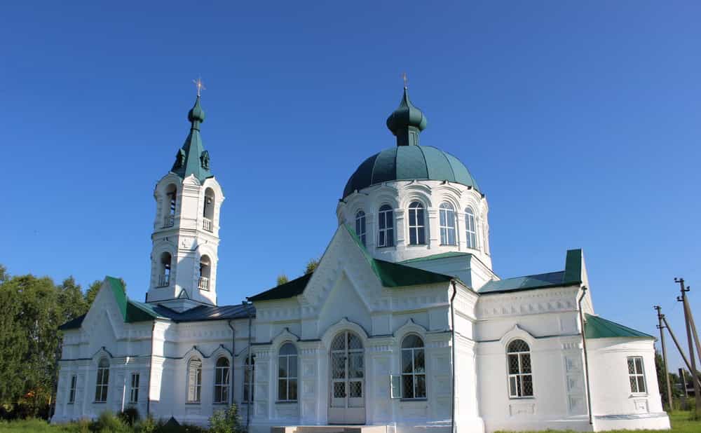 В престольный праздник храма Архистратига Михаила села Русское будет совершаться торжественное богослужение архиерейским чином