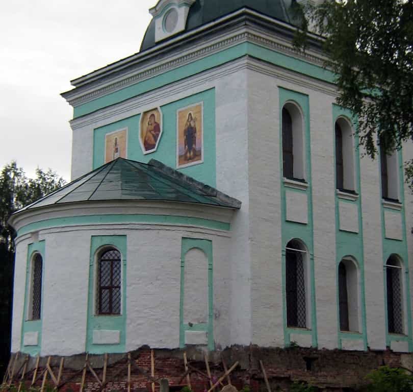 Божественная литургия в храме Владимирской иконы Божией Матери села Илгань