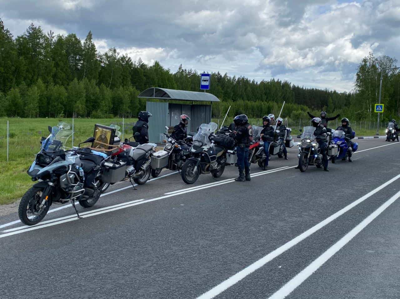 Продолжается крестный ход, посвященный 600-летию обретения мощей преподобного Сергия Радонежского