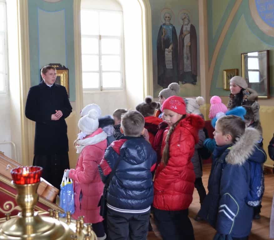 Приобщаясь к миру Святости