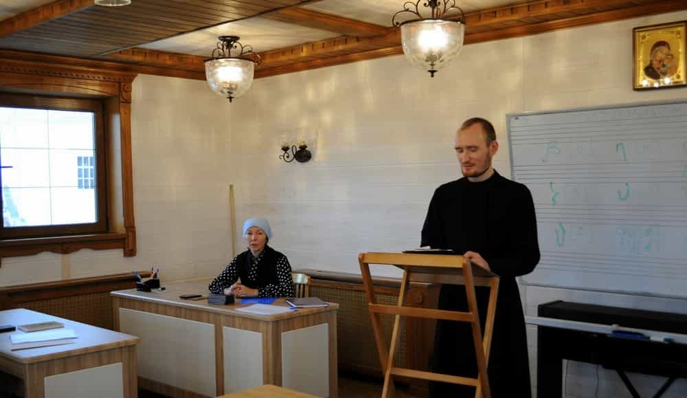 12 ноября в Вятском Духовном училище состоялась защита курсовых работ студентами 3 курса заочного отделения