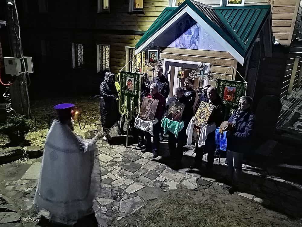 Участники труднических экспедиций встретили Пасху в Медянах