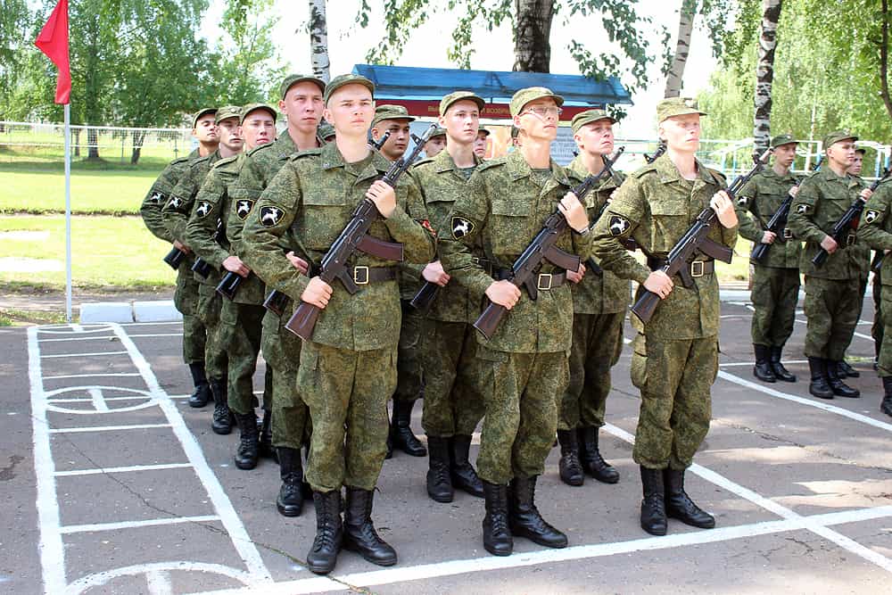 Церемония принятия военной присяги состоялась в войсковой части 7487 войск национальной гвардии России