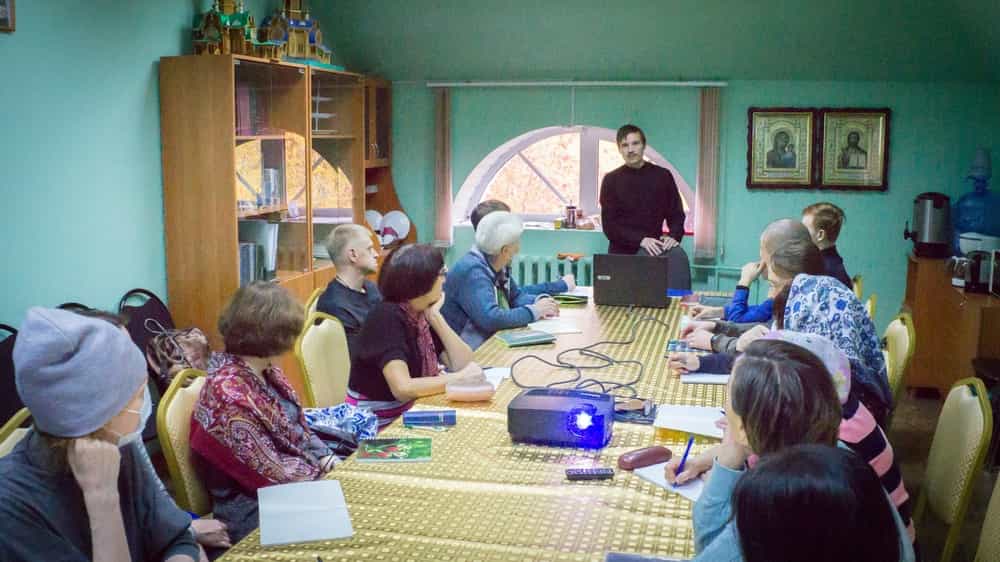 Уроки церковнославянского языка и богослужебного чтения