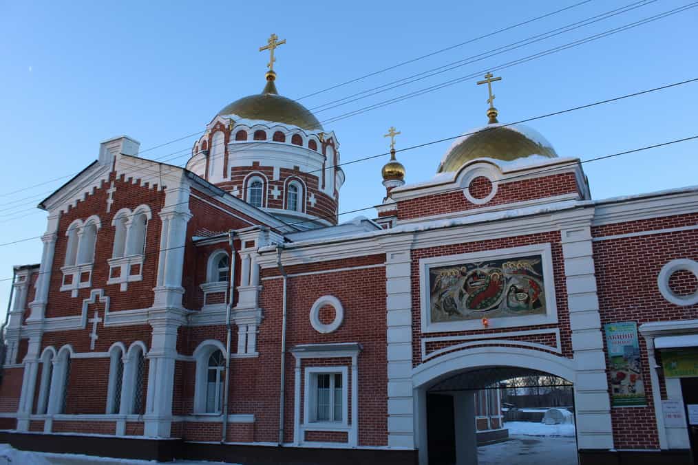 Состоялась паломническая поездка прихожан храма святых мучениц Веры, Надежды, Любови и Софии и воспитанников Мурыгинского дома-интерната в город Слободской