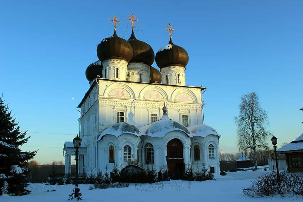 Всенощное бдение архиерейским чином накануне Рождества Христова
