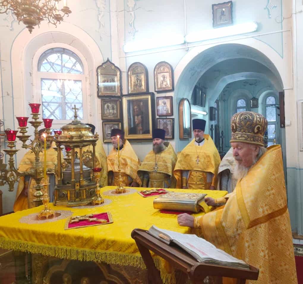 Старейшему клирику Вятской Епархии протоиерею Симеону Петрову исполнилось 85 лет