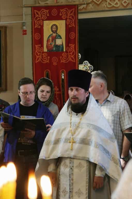 В День города состоялся крестный ход в честь святого князя Александра Невского