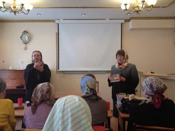 День Православной книги на приходе Царево-Константиновской церкви г. Кирова