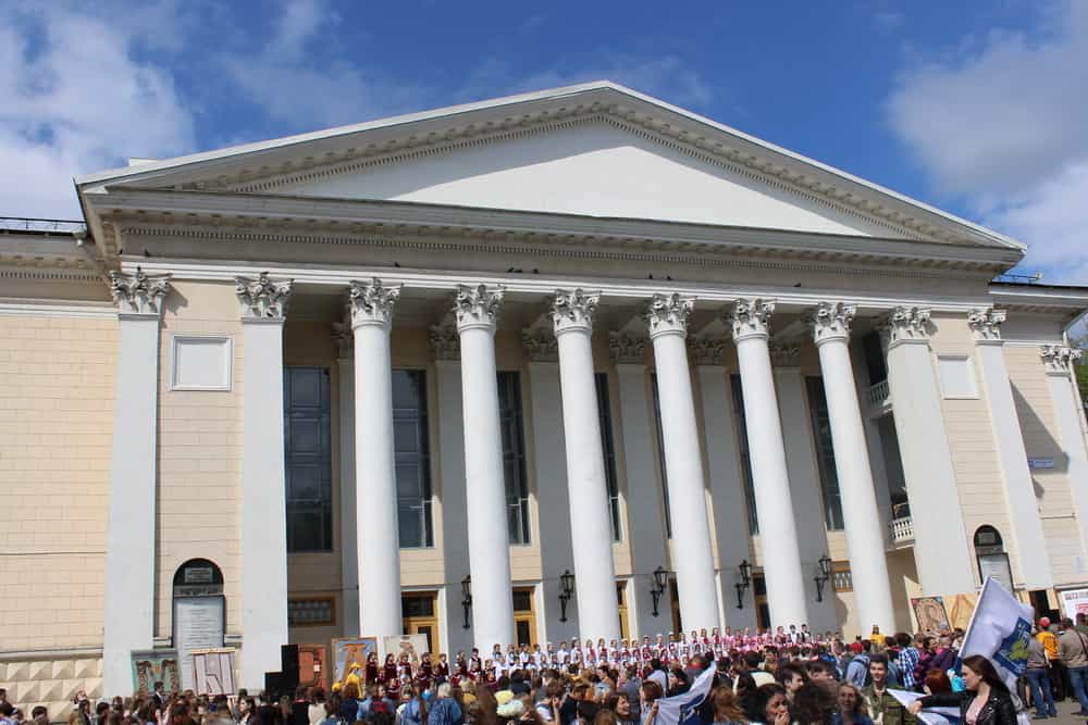 Митрополит Марк поздравил кировчан с Днем славянской письменности и культуры