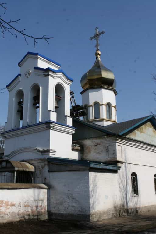 Освящение купола и креста на врата Крестовоздвиженского монастыря г. Слободского