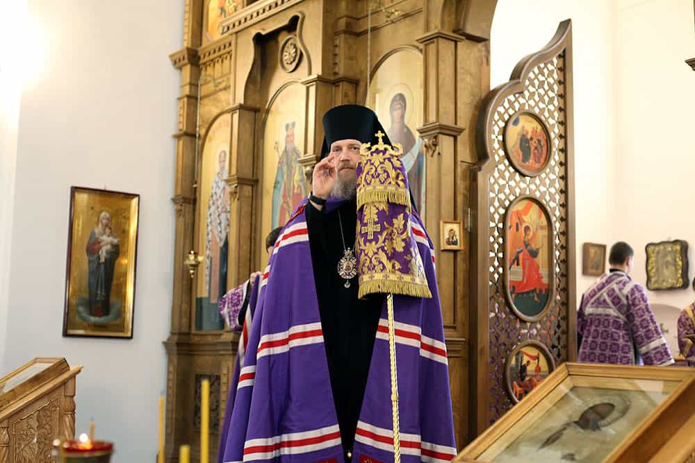 Епископ Иоанн совершил первое богослужение в Уржумской епархии