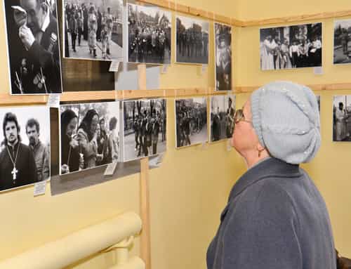 Во Всехсвятском соборе г. Кирово-Чепецка открылась фотовыставка «Память»