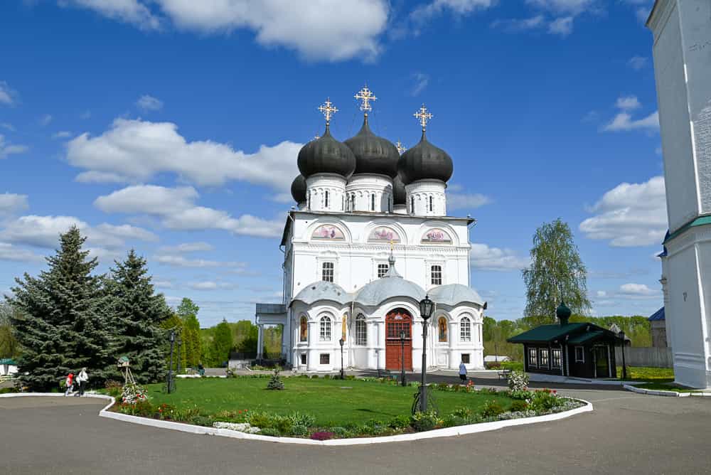 Верующие жители Вятки приняли участие во Всероссийском молебне о Победе