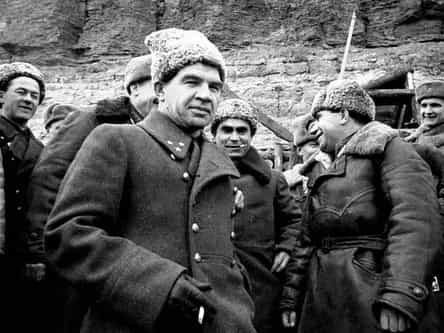 Генерал, который крестился кулаком