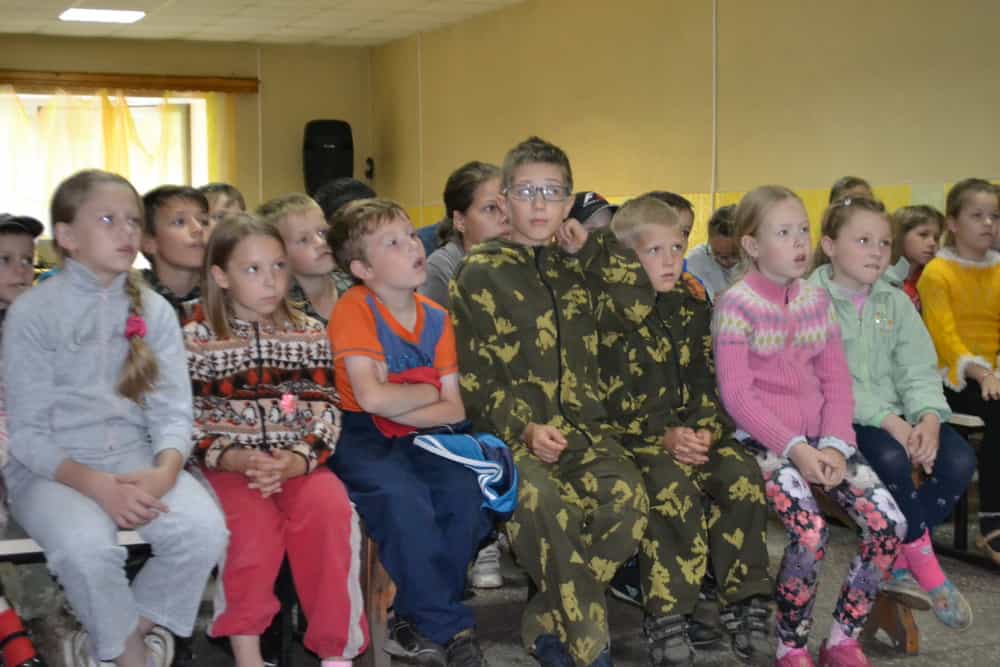 Дарить добро, улыбки и радость