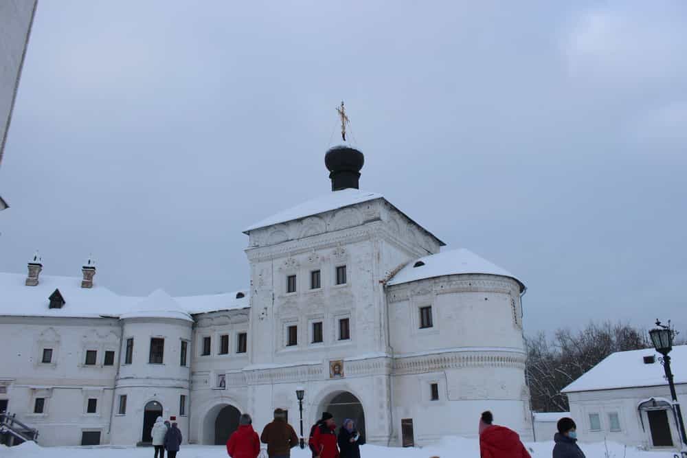 Престольный праздник Никольского надвратного храма Трифонова монастыря