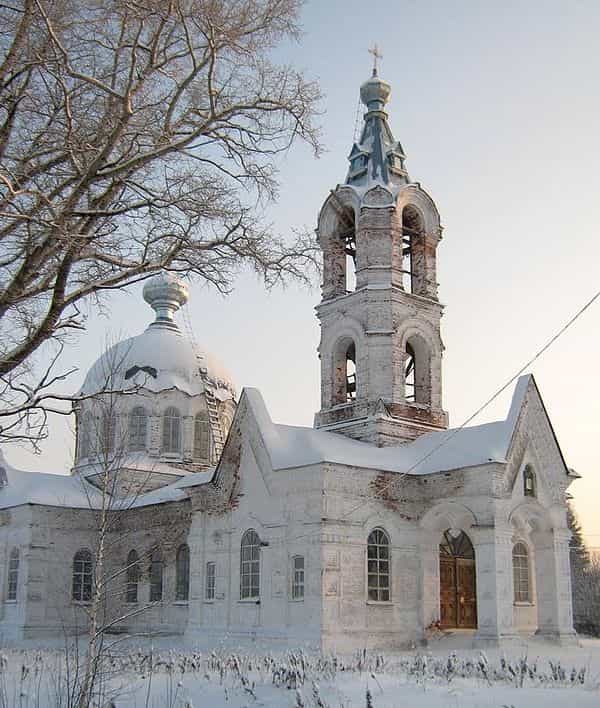 14 ноября совершается престольный праздник церкви Космы и Дамиана села Трехречье
