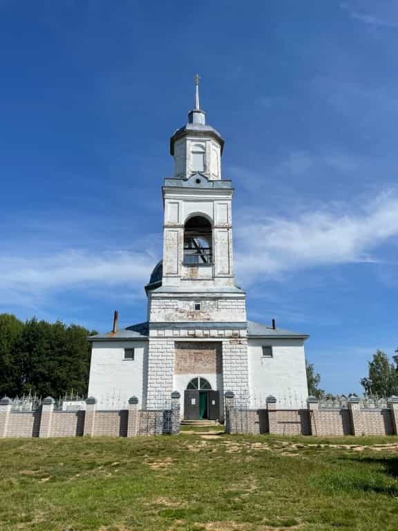 Торжественные богослужения в храме в честь иконы Божией Матери «Казанская» села Горохово