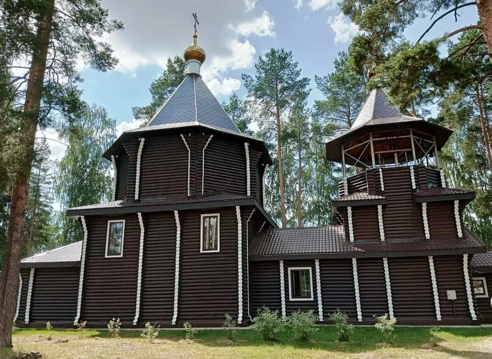 Паломники Трифонова монастыря посетили храмы Оричевского благочиния