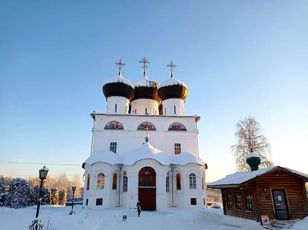 Праздничные богослужения в день памяти святой мученицы Татианы в Свято-Успенском  кафедральном соборе