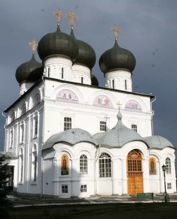 Архиерейское Богослужение в праздник Покрова Пресвятой Богородицы