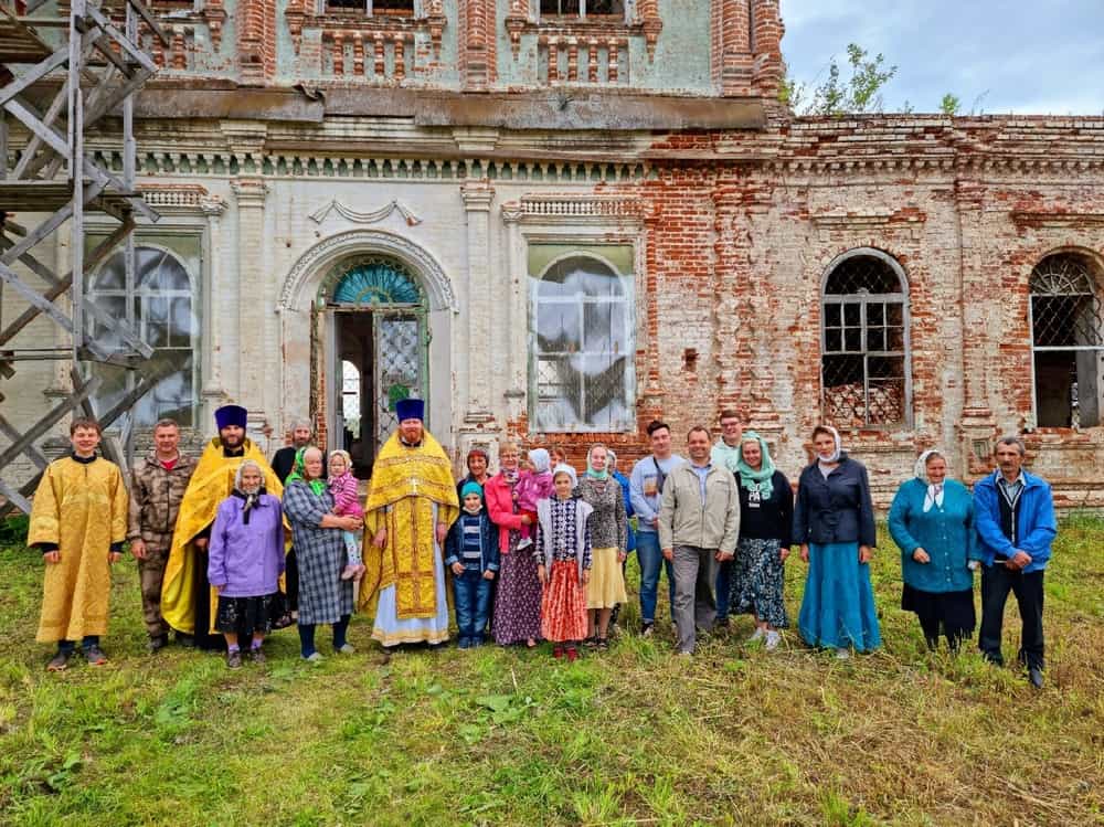 Возрождение святынь земли Вятской