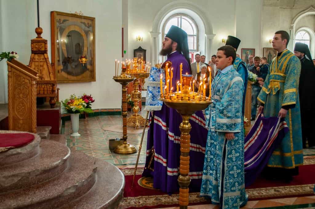 Епископ Уржумский и Омутнинский Фома совершил свою первую Божественную литургию на Вятской земле