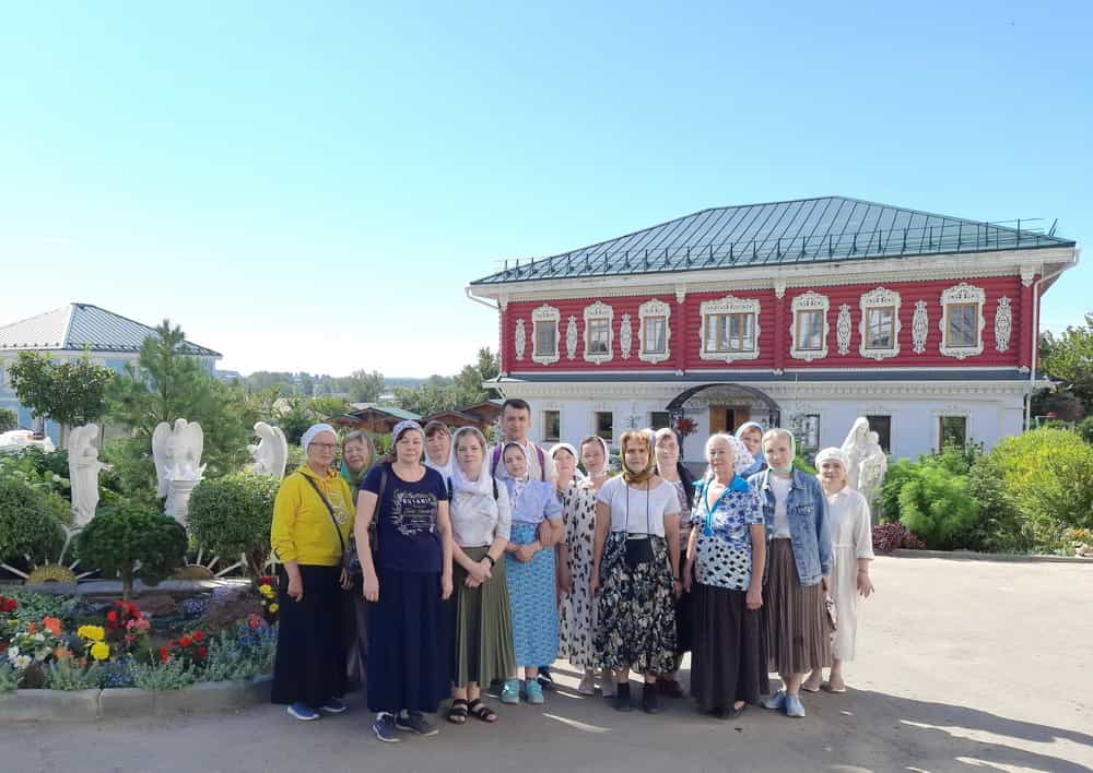 Паломническая поездка по соседним митрополиям