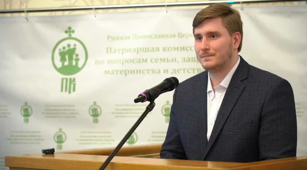 Благотворительный фонд «Свете Тихий» оказывает помощь семьям духовенства