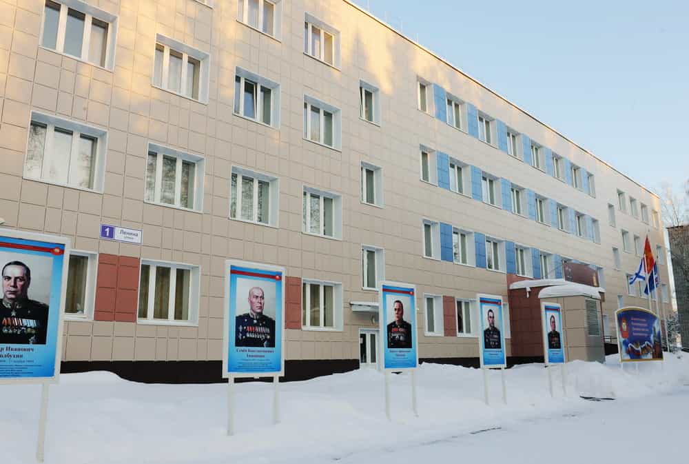 Митрополит Марк посетил Кировский кадетский корпус имени Героя Советского Союза А.Я. Опарина