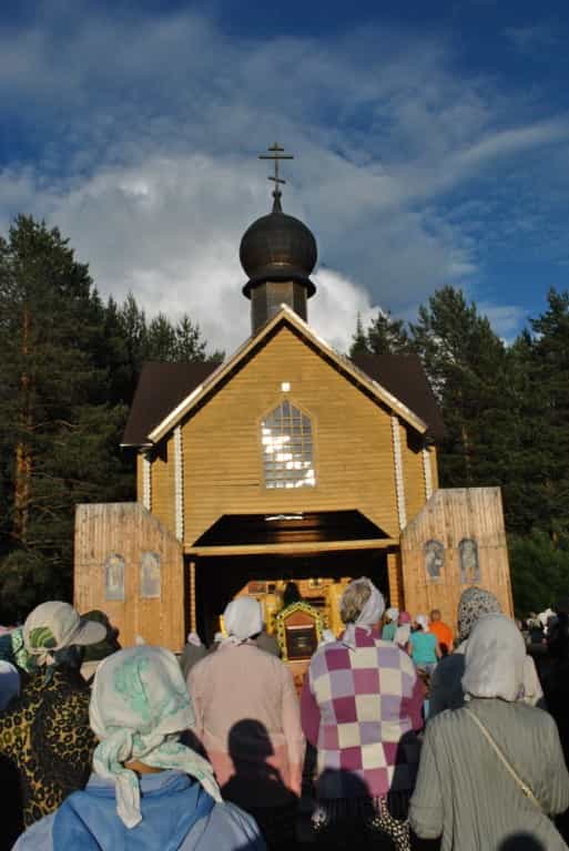 Всенощное бдение на реке Великой. Фотоальбом